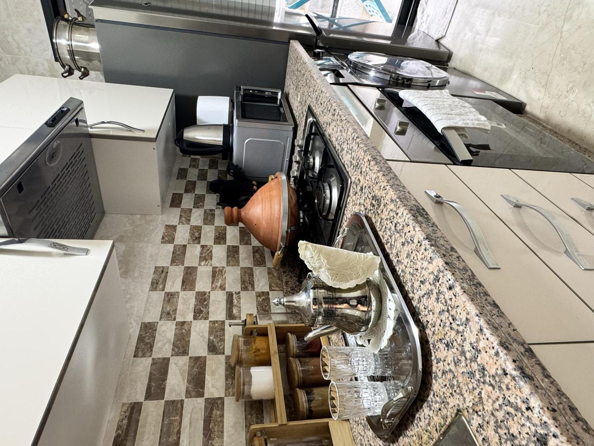 Stylish In Borj Deyae Apartment